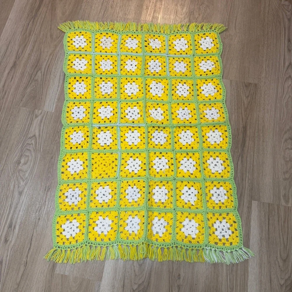 Crochet Granny Square Throw Blanket Small Yellow Green White Vintage 1970s 45x30